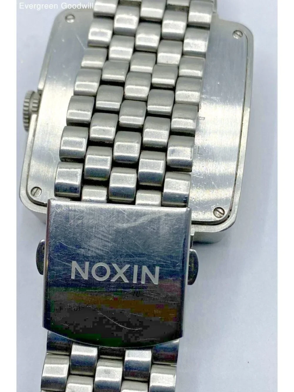 N0XIN SULTAN Watch=well connector=st. steel=square=runs=quartz=very nice quality